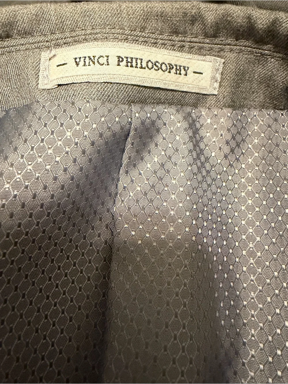 Men's Classic Gray Two-Piece Suit - Professional Tailored Look